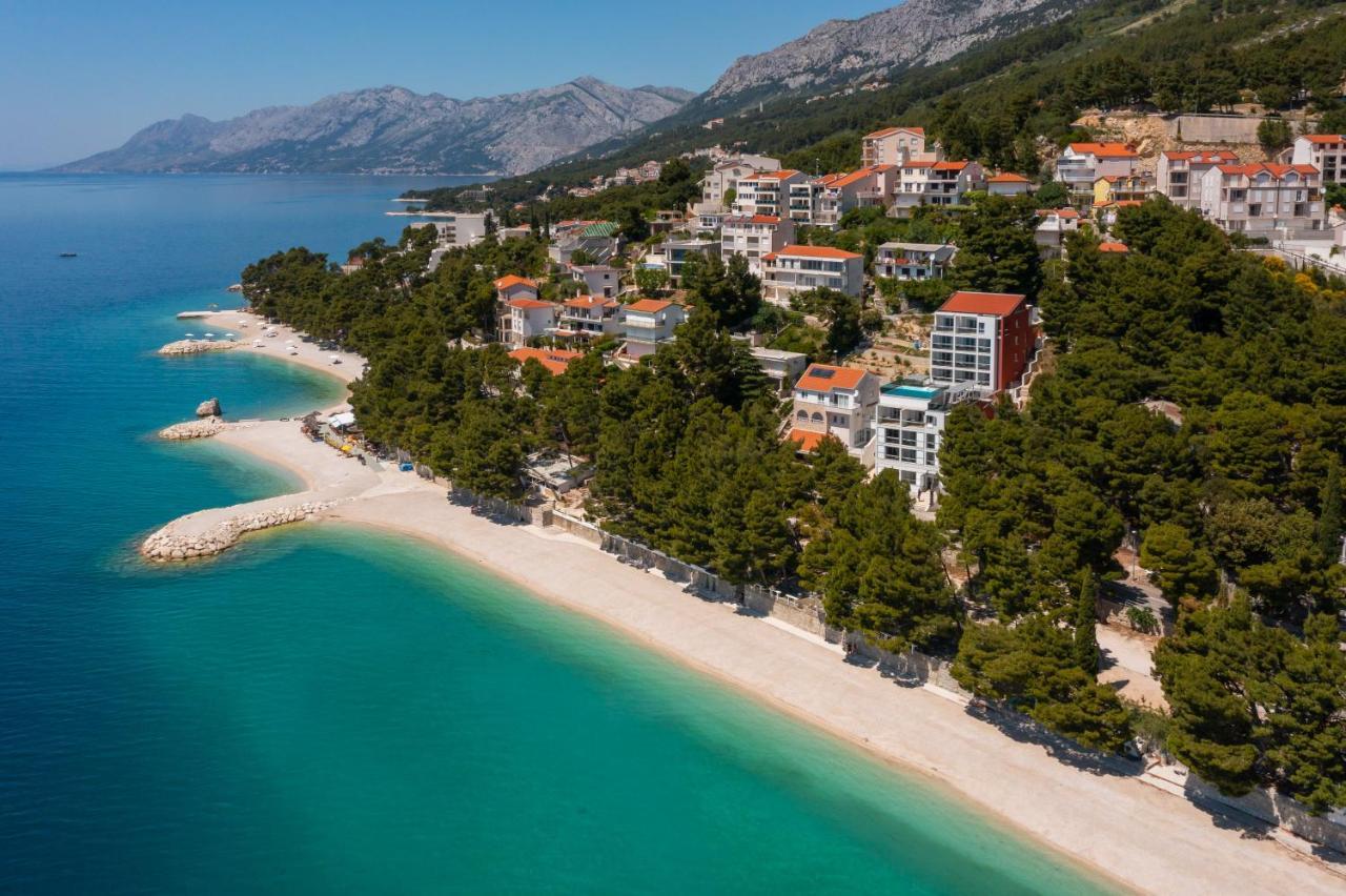 Noemia Apartments Baska Voda Bagian luar foto