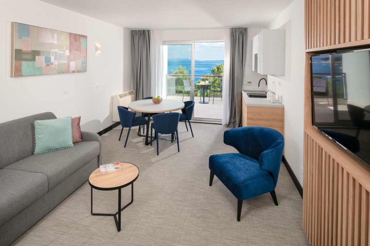 Noemia Apartments Baska Voda Bagian luar foto