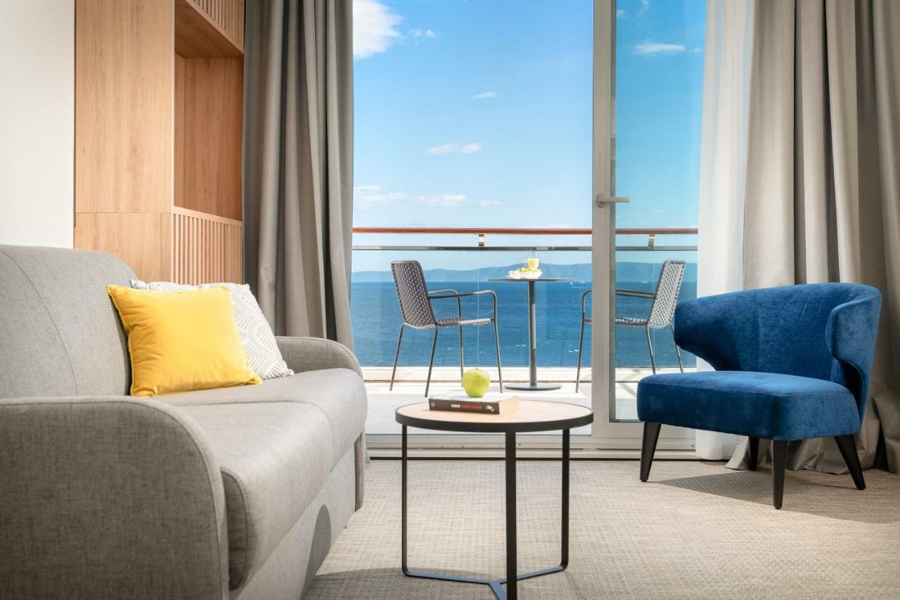 Noemia Apartments Baska Voda Bagian luar foto
